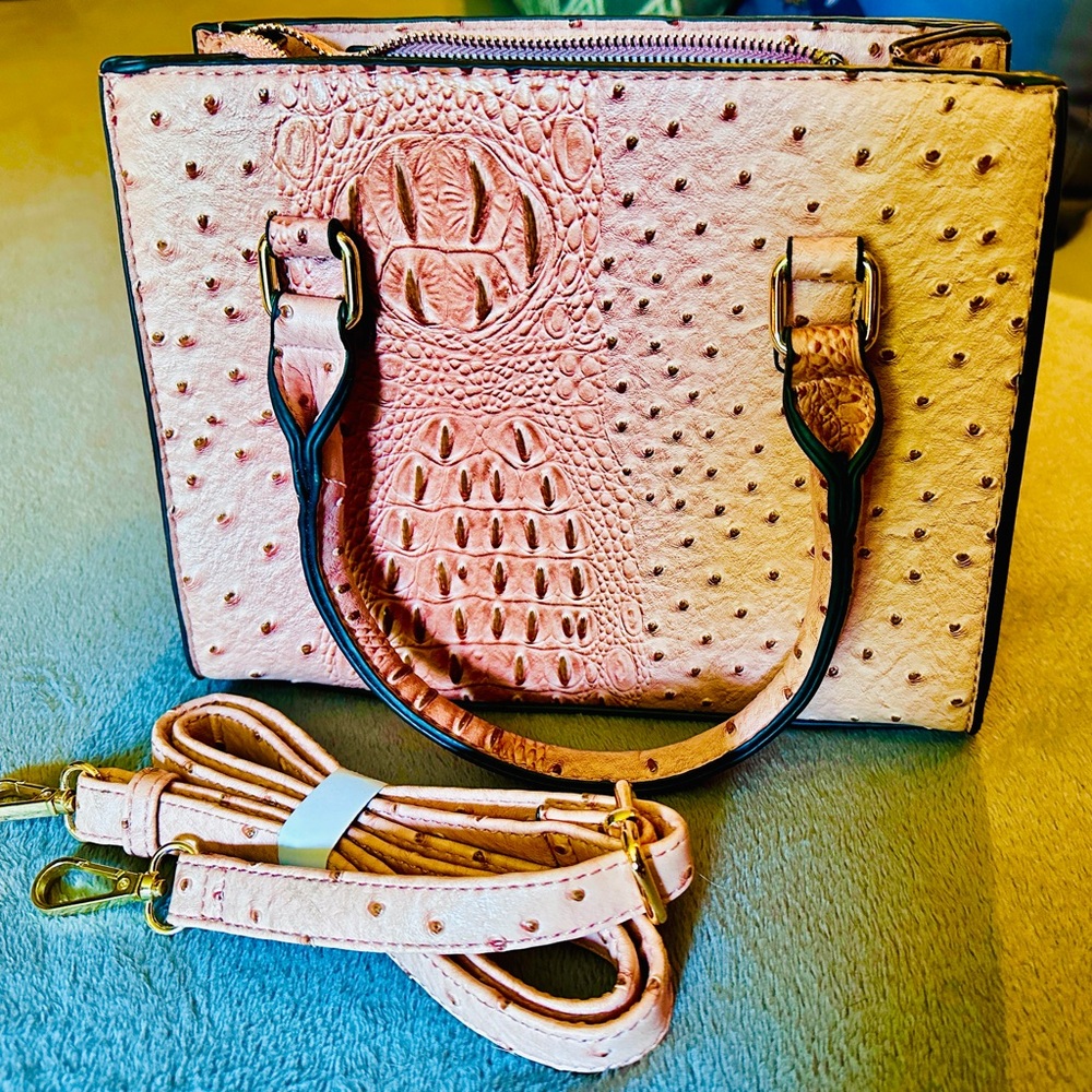 Pale pink faux ostrich handbag - barely used